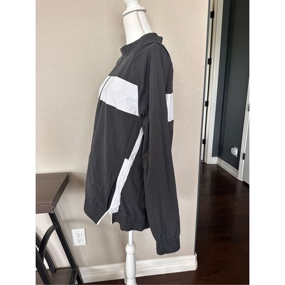 Jordan Pullover Windbreaker Zip Up Large - Picture 7 of 8